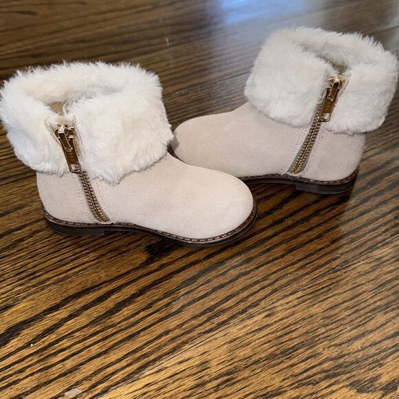 Janie & Jack Faux Fur Lined Suede Boots 6C - Picture 3 of 8
